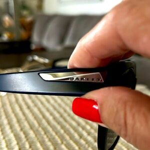 Hi! These cobalt blue Oakley shades are well made and extremely comfortable!